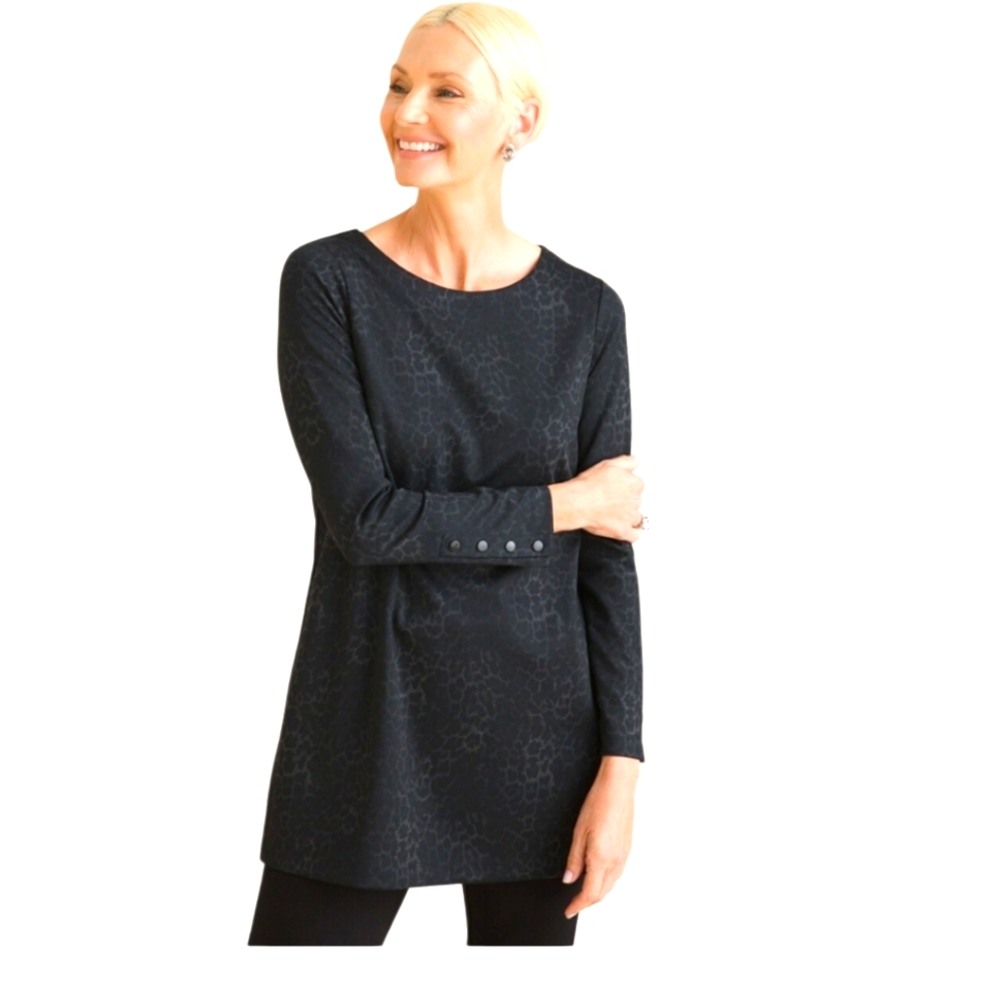 NWT CHICO'S BLACK & GRAY LEOPARD PONTE KNIT PULLOVER TUNIC 1 OR MEDIUM